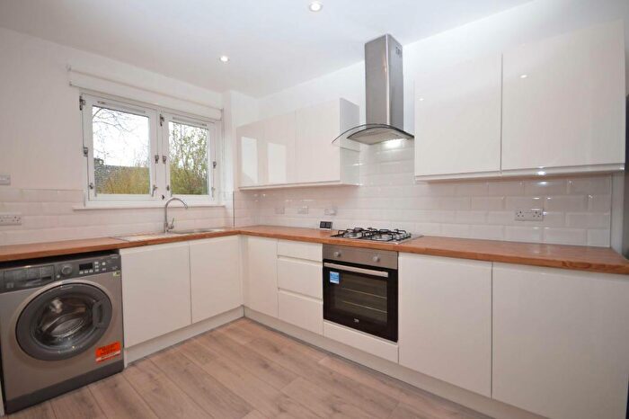 3 Bedroom Terraced House To Rent In Stirling Drive, East Mains, East Kilbride, South Lanarkshire, G74