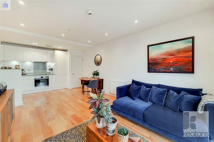 1 Bedroom Flat To Rent In Titanium Point, Palmers Road, London, E2