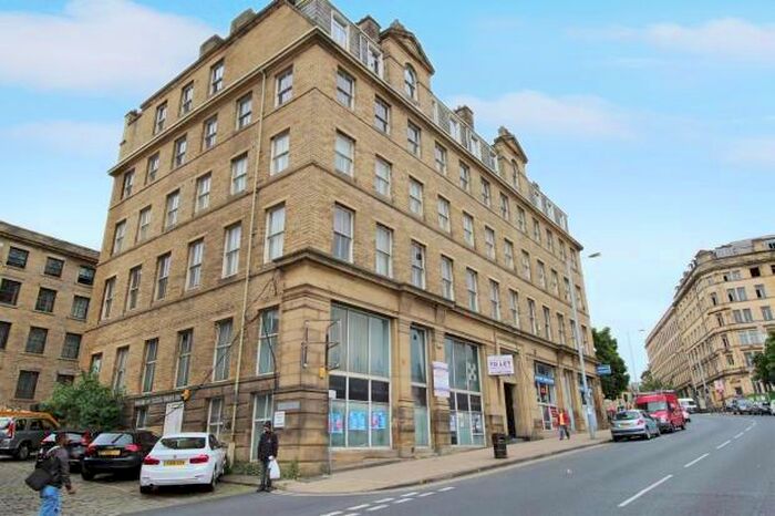 1 Bedroom Flat To Rent In Cheapside, Bradford, West Yorkshire, Uk, BD1