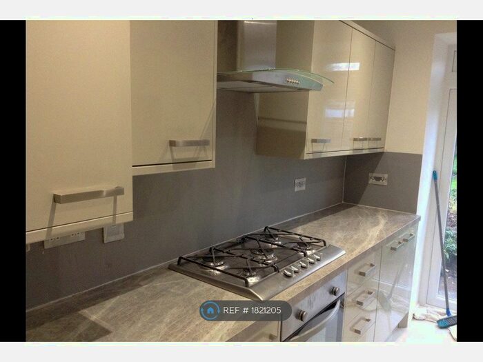 1 Bedroom Property To Rent In Southway, Leamington Spa, CV31