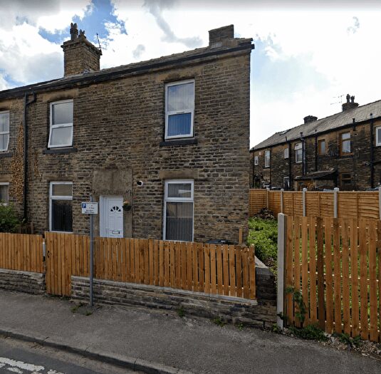 2 Bedroom Terraced House To Rent In Upper George Street, Bradford, West Yorkshire, BD6