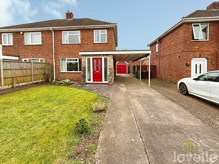3 Bedroom Semi-Detached House For Sale In St. Margarets Gardens, Lincoln, LN6
