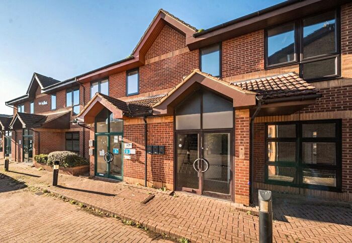 2 Bedroom Flat For Sale In Kingsway Business Park, Oldfield Road, Hampton, TW12