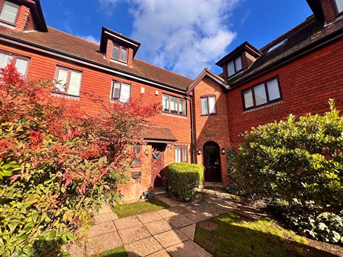 2 Bedroom Mews For Sale In Walton On The Hill, Tadworth, KT20