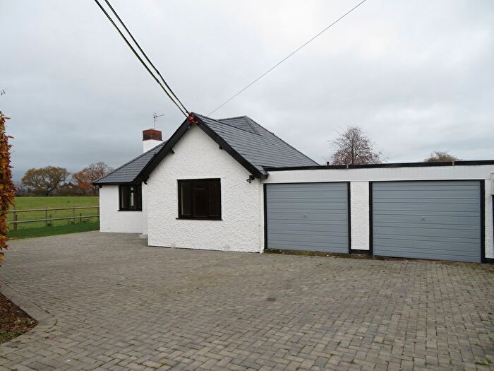 3 Bedroom Bungalow To Rent In Holme Lacy, Hereford, HR2