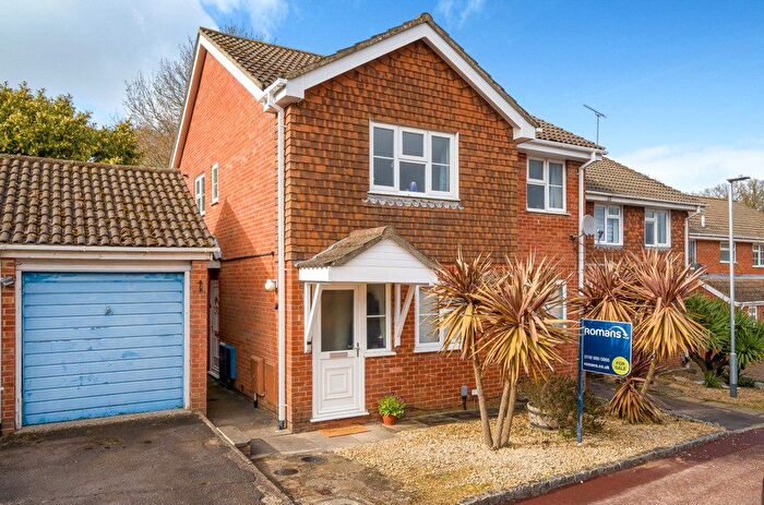 2 Bedroom Flat To Rent In Felthorpe Close, Lower Earley, Reading, RG6