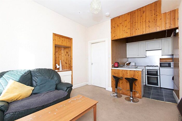 1 Bedroom Flat To Rent In Gorgie Road, Gorgie, Edinburgh, EH11