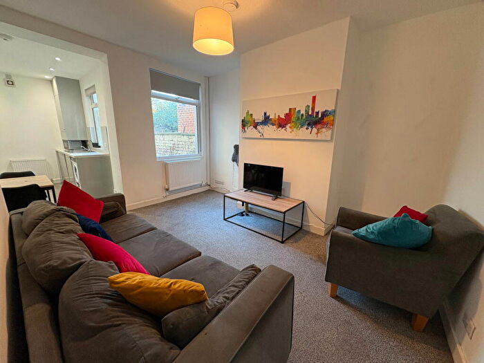 4 Bedroom Terraced House To Rent In Scarsdale Street, Salford, M6