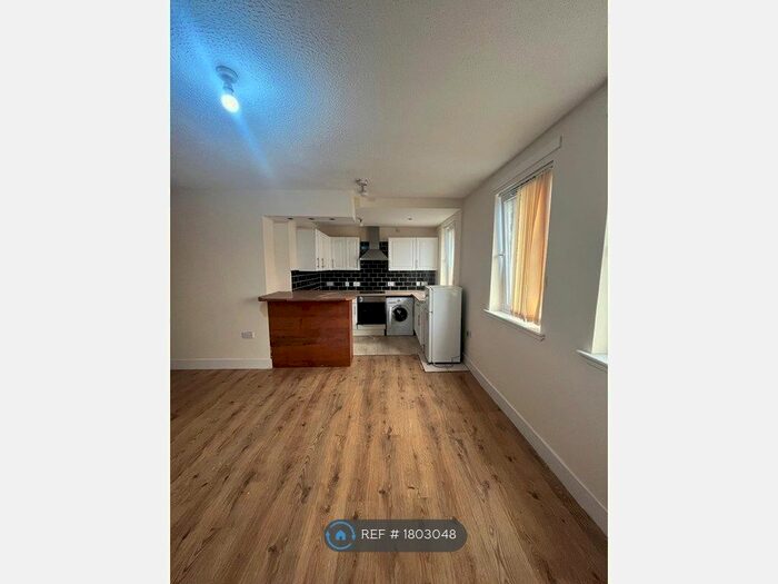 2 Bedroom Flat To Rent In Dover Street, Glasgow, G3