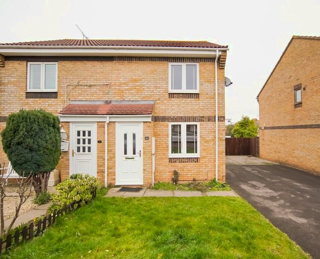 2 Bedroom End Of Terrace House To Rent In Mackie Road, Filton, Bristol, BS34