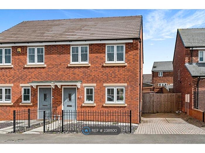 3 Bedroom Semi-Detached House To Rent In Eleanor Way, Dudley, DY1