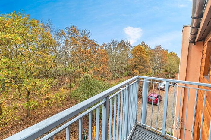 1 Bedroom Apartment For Sale In Staverton Grove, Broughton, Milton Keynes, MK10