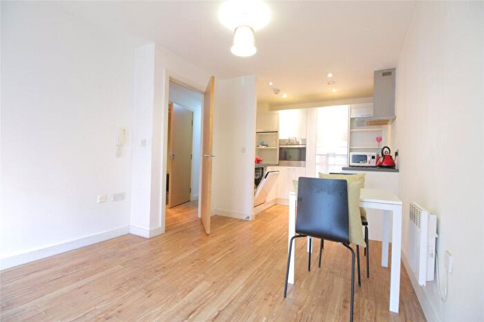 1 Bedroom Flat To Rent In The Gallery, Plaza Boulevard, Liverpool, L8