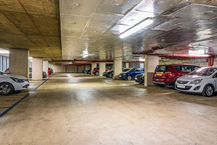 2 Bedroom Flat To Rent In Alwyne Court, Garnet Place, West Drayton, UB7