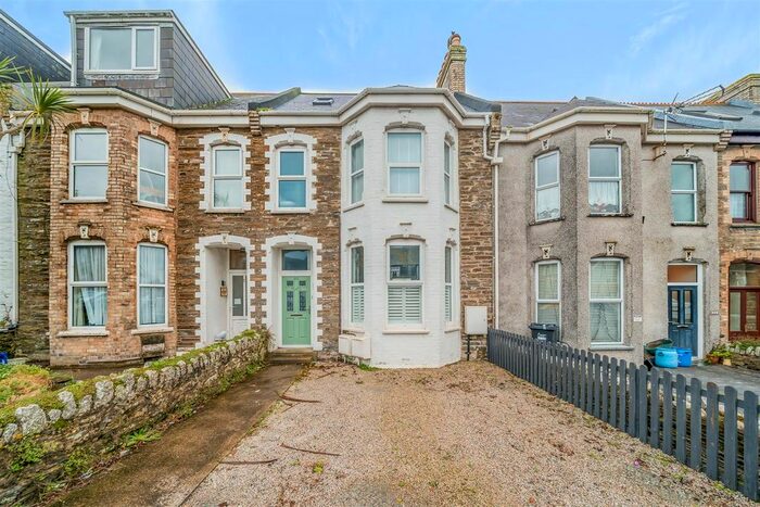 2 Bedroom Maisonette To Rent In Tower Road, Newquay, TR7