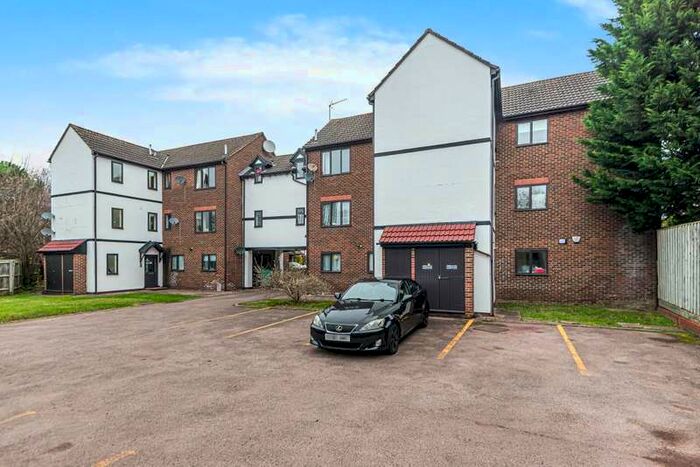 1 Bedroom Apartment To Rent In Robina Close, Northwood, HA6