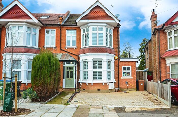 5 Bedroom Semi Detached House For Sale In Woodlands Road, Harrow, HA1