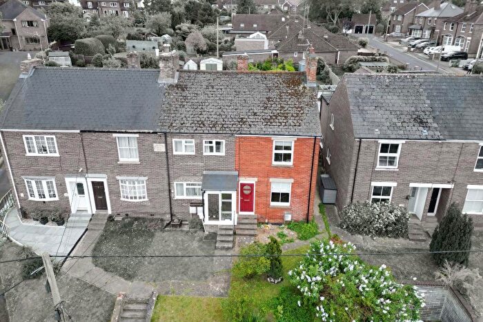 2 Bedroom End Of Terrace House For Sale In South Street, Andover, Hampshire, SP10