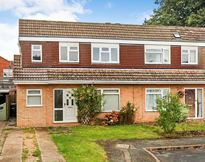 4 Bedroom Property For Sale In Chesterton Avenue, Harpenden, AL5