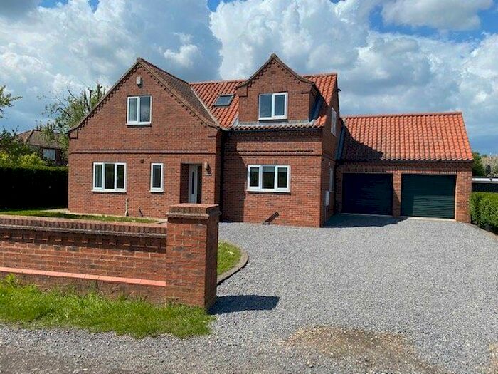 3 Bedroom Detached House To Rent In Cross Lane, Fulford, York, YO19