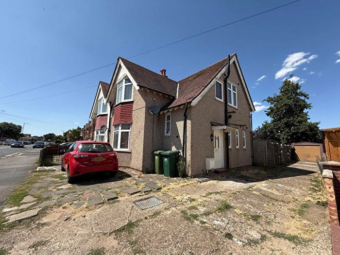 2 Bedroom Property For Sale In Feltham Road, Ashford, Greater London, TW15