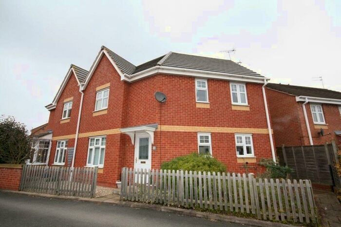 3 Bedroom Semi-Detached House To Rent In Sunflower Drive, Bermuda Park, Nuneaton, CV10