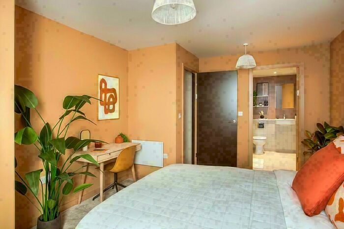 2 Bedroom Apartment To Rent In The Goodsyard Jewellery Quarter, B18