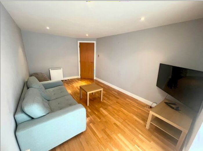2 Bedroom Apartment To Rent In Ropewalk Court, Nottingham, NG1