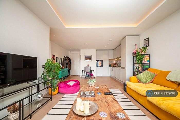 1 Bedroom Flat To Rent In Uren House, London, N8