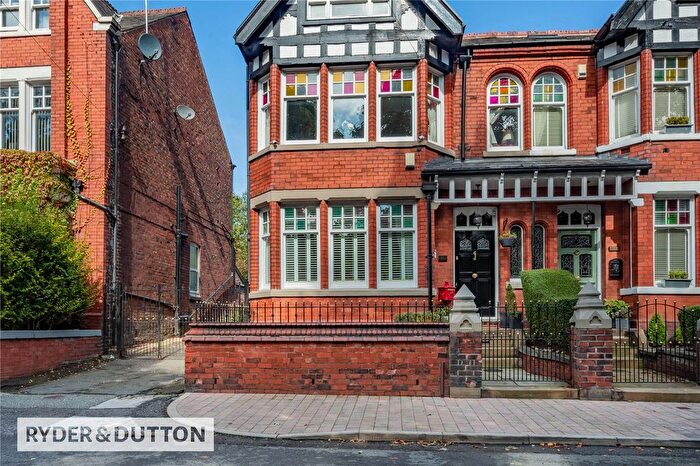 5 Bedroom Detached House For Sale In Mellalieu Street, Middleton, Manchester, M24