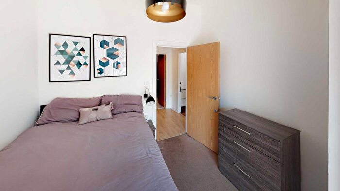 3 Bedroom Apartment To Rent In Liverpool, Liverpool, L1