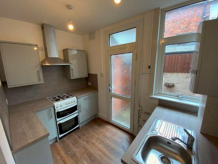 Studio To Rent In Uppingham Road, Leicester LE5