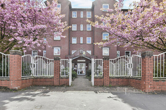 1 Bedroom Flat To Rent In Melrose Apartments, Hathersage Road, Manchester, M13