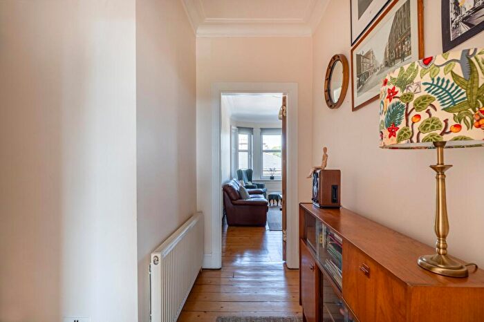 1 Bedroom Apartment For Sale In Dumbarton Road, Partick, Glasgow, G11