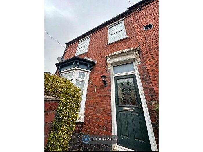 4 Bedroom End Of Terrace House To Rent In Ashes Road, Oldbury, B69