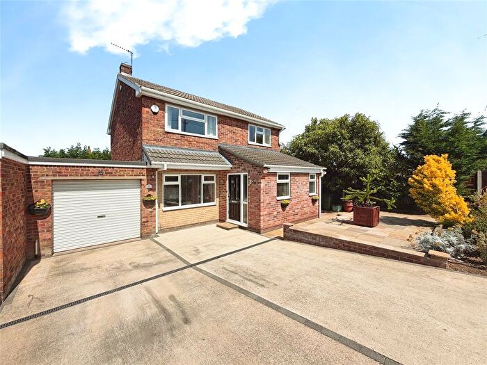 3 Bedroom Detached House For Sale In Whiphill Lane, Armthorpe, Doncaster, South Yorkshire, DN3