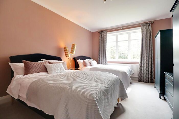 5 Bedroom Detached House For Sale In Broughton Cross Roads, Scawby, Lincolnshire, DN20