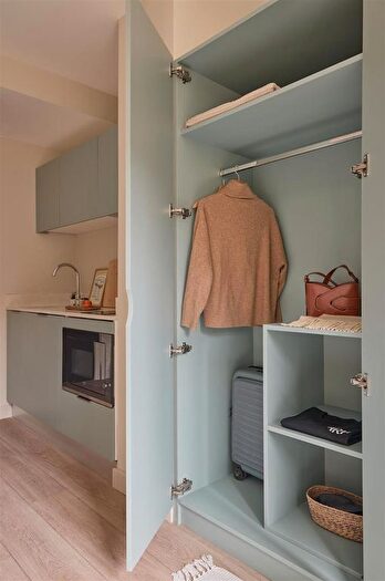 Studio To Rent In Hallsville Road, London, E16