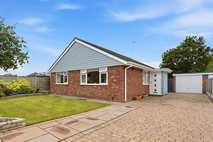 3 Bedroom Detached Bungalow For Sale In Valley Road, Macclesfield, SK11