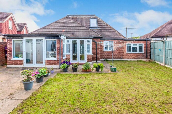 4 Bedroom Semi-Detached Bungalow To Rent In Station Crescent, Ashford, TW15