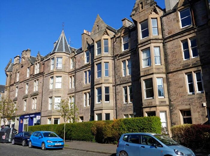5 Bedroom Flat To Rent In Warrender Park Road, Marchmont, Edinburgh, EH9