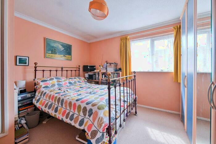 2 Bedroom Terraced House For Sale In Canterbury Place, Elephant And Castle, London, SE17