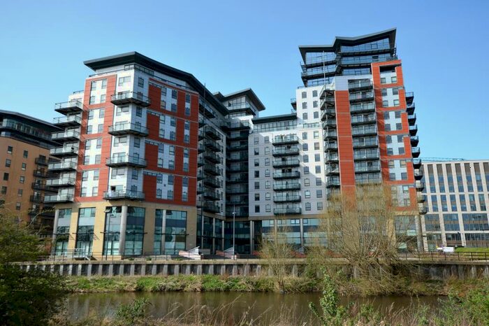 2 Bedroom Apartment To Rent In Whitehall Waterfront Leeds City Centre, LS1