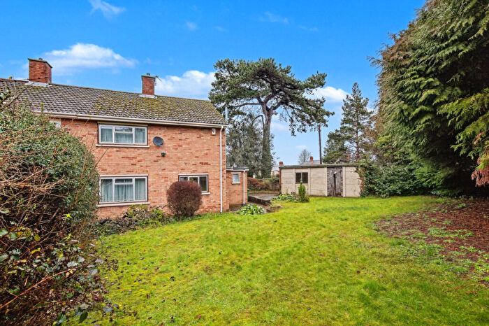 3 Bedroom Semi Detached House For Sale In Church Cowley Road, Oxford, OX4