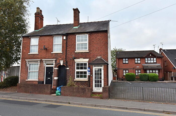 2 Bedroom Semi-Detached House For Sale In Kingswinford, Moss Grove, DY6