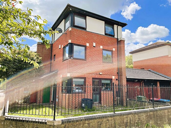 2 Bedroom Property To Rent In Adelphi Street, Campbell Park, Milton Keynes, Buckinghamshire., MK9