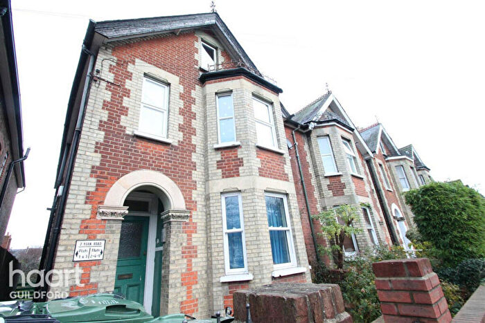 1 Bedroom Flat To Rent In York Road, Surrey, GU1