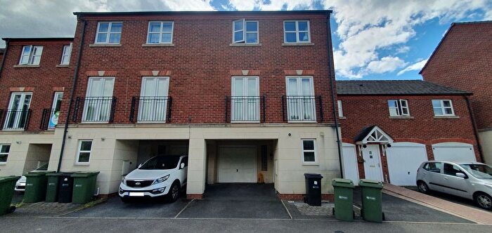 5 Bedroom Town House For Sale In Ingles Drive, Worcester, Worcestershire, WR2