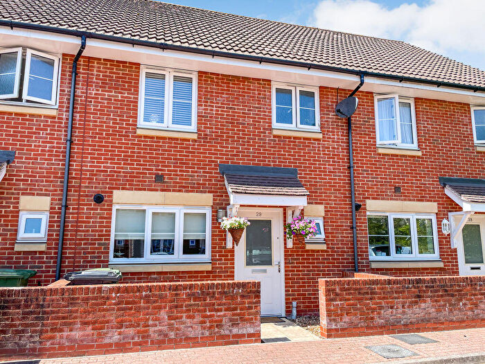 3 Bedroom Terraced House For Sale In Shafford Meadows, Hedge End, SO30