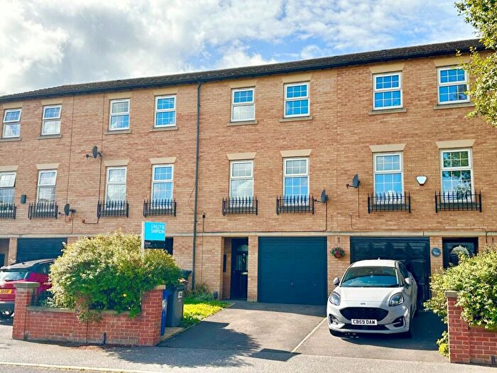 2 Bedroom Flat For Sale In Farrar Street, Barnsley, S70